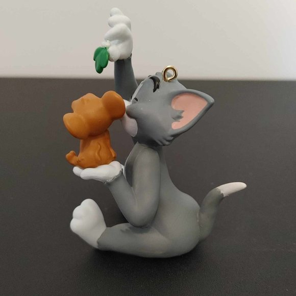 Hallmark Keepsake Ornament 2013 Tom & Jerry A Christmas Truce - NIB - Picture 7 of 7